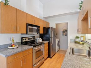 6 Schooner Ct, Richmond CA 94804