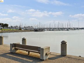 6 Schooner Ct, Richmond CA 94804
