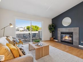 6 Schooner Ct, Richmond CA 94804