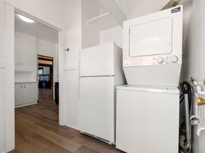 4283 Howe Street, Oakland CA 94611