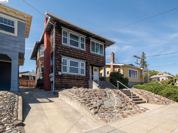 4283 Howe Street, Oakland CA 94611