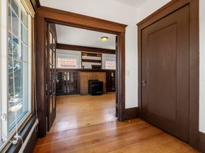 4283 Howe Street, Oakland CA 94611