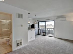 5 Embarcadero West 322, Oakland CA 94607