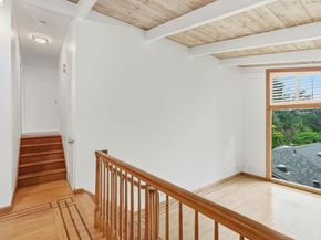 33 Eastwood Ct, Oakland CA 94611