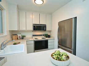 1288 Pine Creek Way Apt C, Concord CA 94520
