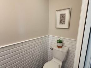 3933 Midvale Ave, Oakland CA 94602