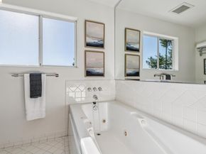 35 Bay Forest Ct, Oakland CA 94611