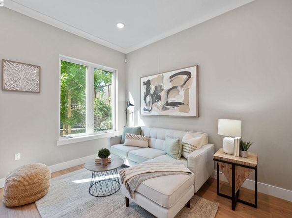 80 Woodbury Highlands Pl 10, Lafayette CA 94549
