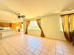 852 Meadow View Dr, Richmond CA 94806