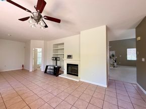 852 Meadow View Dr, Richmond CA 94806