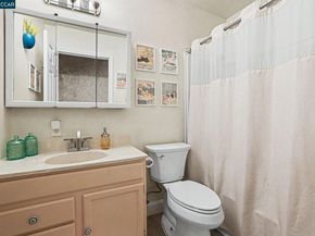 2214 Pacheco Blvd, Martinez CA 94553
