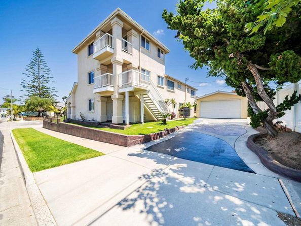 1622 Pegasus St, Newport Beach CA 92660