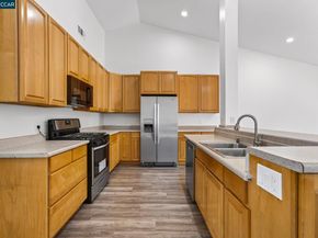 2037 Highland Drive, Concord CA 94520