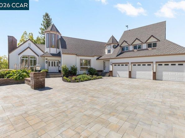 4110 Sugar Maple Dr, Danville CA 94506