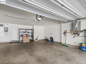 3910 Scottfield St, Dublin CA 94568