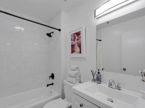 2111 Latham St 307, Mountain View CA 94040