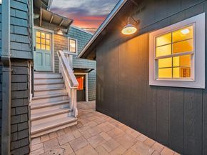 6521 Dover St, Berkeley CA 94703