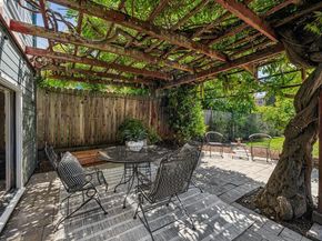 6521 Dover St, Berkeley CA 94703