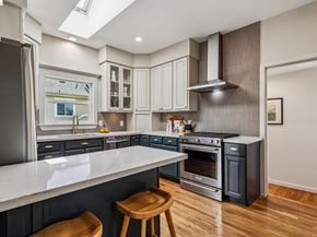 6521 Dover St, Berkeley CA 94703
