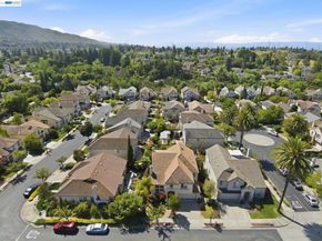 43461 Laurel Glen Cmn, Fremont CA 94539