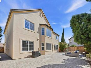 43461 Laurel Glen Cmn, Fremont CA 94539