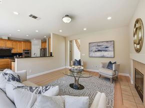 43461 Laurel Glen Cmn, Fremont CA 94539