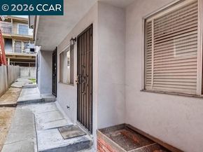 4810 Fairfax, Oakland CA 94601