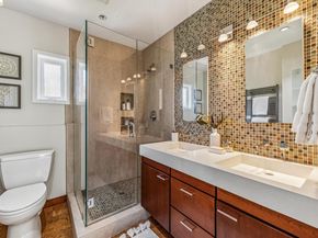 806 Mandana Blvd, Oakland CA 94610