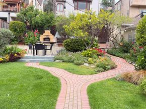 806 Mandana Blvd, Oakland CA 94610