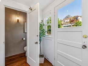 806 Mandana Blvd, Oakland CA 94610