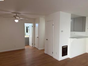 151 Lakeside Dr. 110, Oakland CA 94612