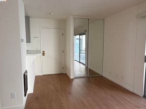 151 Lakeside Dr. 110, Oakland CA 94612