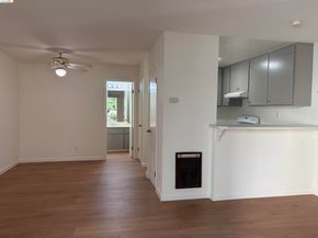 151 Lakeside Dr. 110, Oakland CA 94612