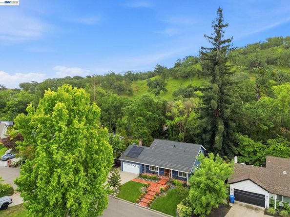 186 Belgian Drive, Danville CA 94526