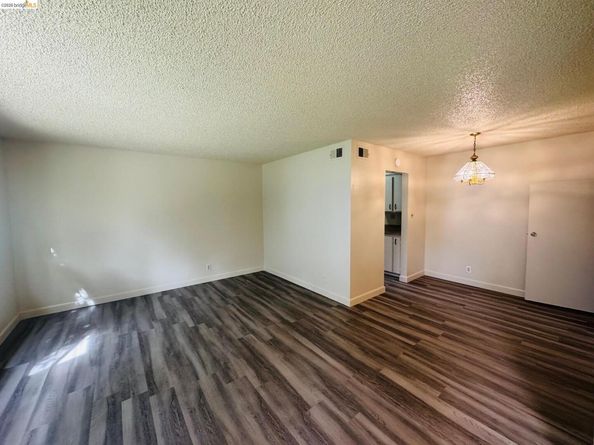 1459 Del Rio Cir C, Concord CA 94518