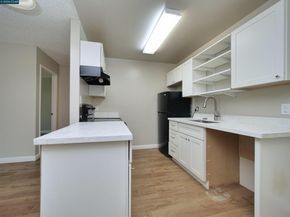 405 Piccadilly Place 24, San Bruno CA 94066