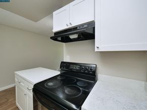 405 Piccadilly Place 24, San Bruno CA 94066