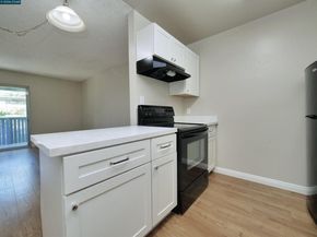 405 Piccadilly Place 24, San Bruno CA 94066