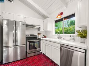 26 Bishop Lane, Menlo Park CA 94025