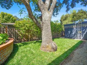 26 Bishop Lane, Menlo Park CA 94025