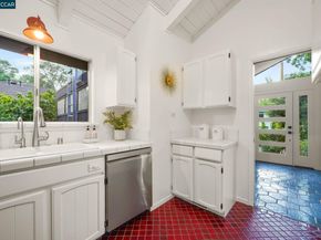 26 Bishop Lane, Menlo Park CA 94025