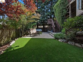 18100 De Souza Pl, Castro Valley CA 94546