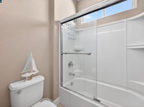 6 Tullach Pl, Hayward CA 94542