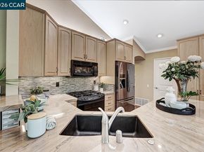 2152 Tice Creek Dr. 4, Walnut Creek CA 94595