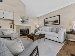 402 Chupcan Pl, Clayton CA 94517