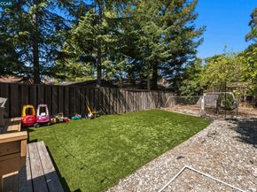 2537 Simas Ave, Pinole CA 94564