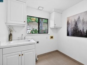 58 Saddle Rd., Walnut Creek CA 94595