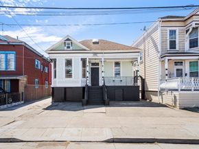 2735 E 11Th St, Oakland CA 94601
