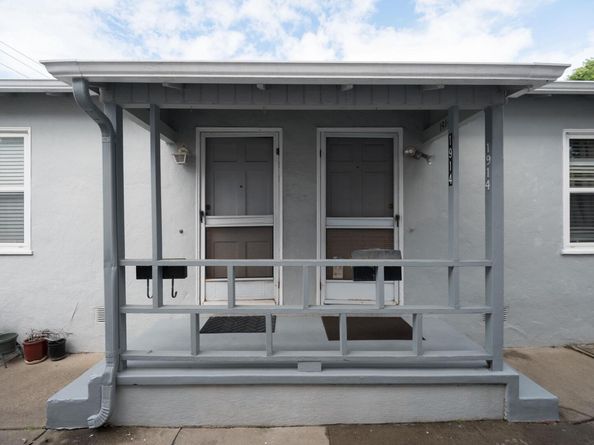 1912 Lafayette St, Alameda CA 94501