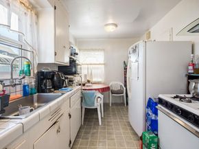 1912 Lafayette St, Alameda CA 94501